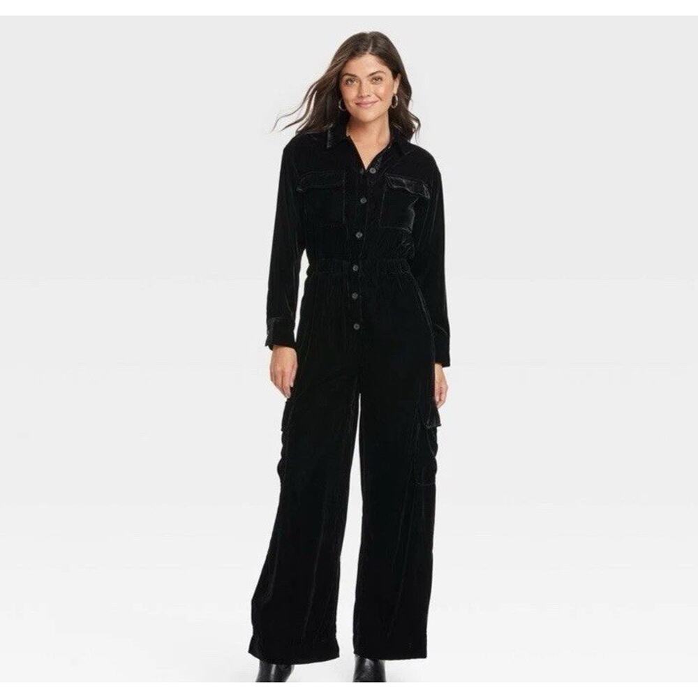 Women's Long Sleeve‎ Velvet Cargo Jumpsuit - Universal Thread New Size 4